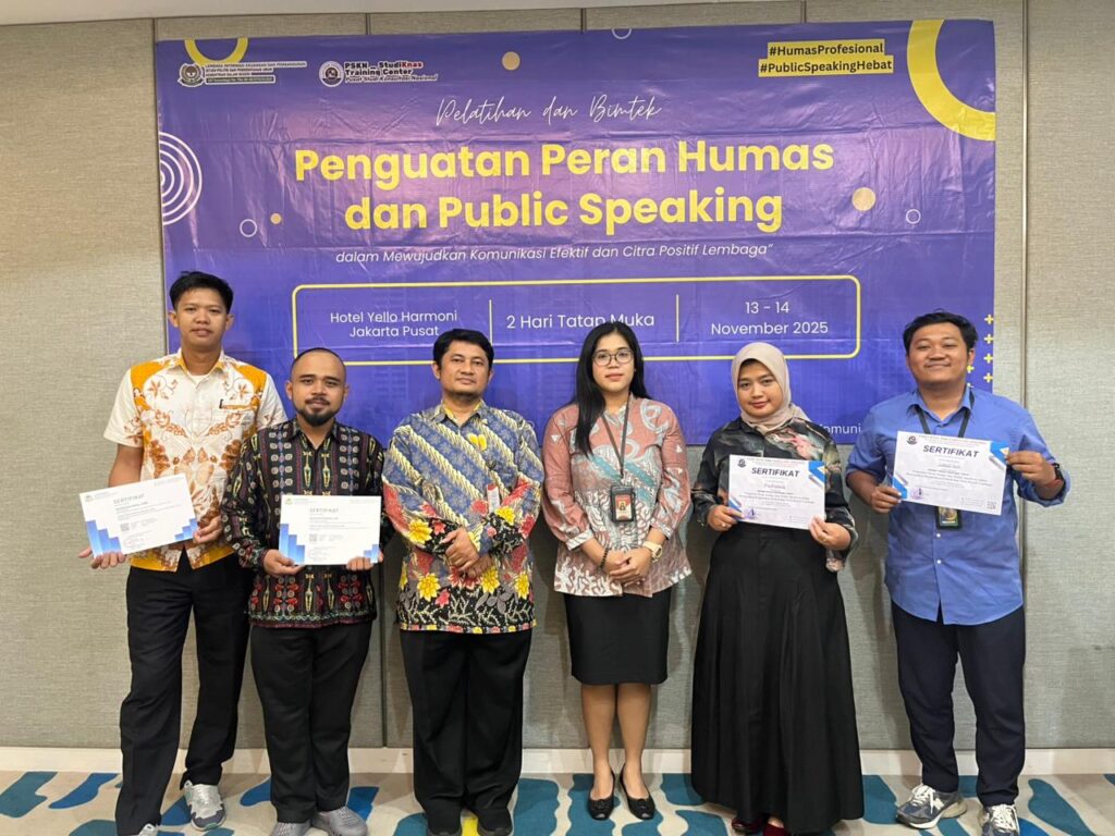 Pelatihan Penguatan Peran Humas dan Public Speaking